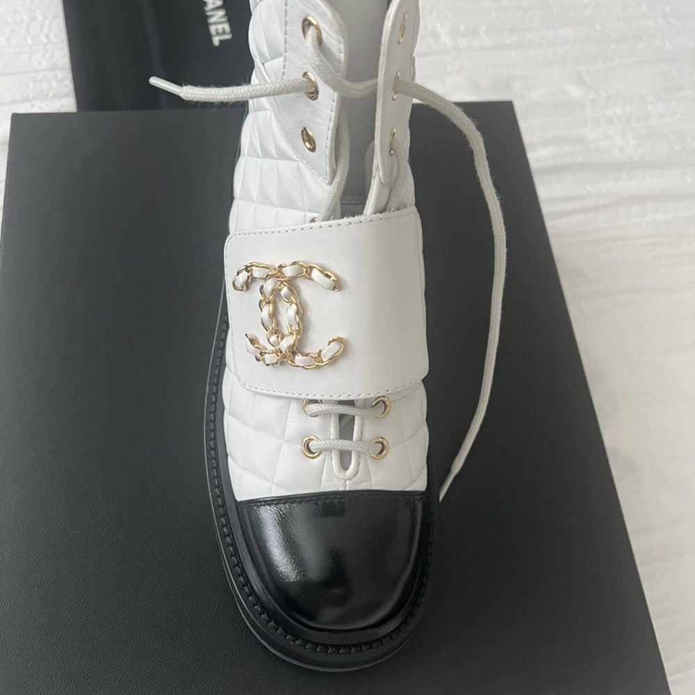 CHANEL Women's Quilted White and Black Lace-Up Boots